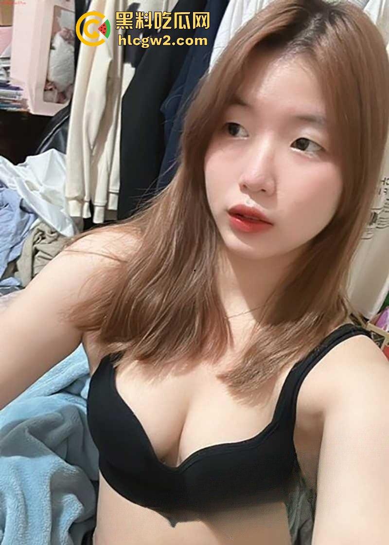 长沙技术师范大学学生妹【宗雨菲】自慰视频遭渣男曝光 身材火辣揉奶表演 让人看了硬到爆炸！-6