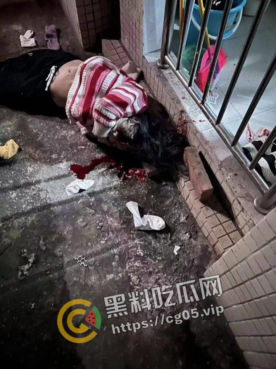 重庆三峡职业学院  女生坠亡事件 死亡理由众说不一 头摔裂开眼睛还睁着 死不瞑目 现场画面曝光-10