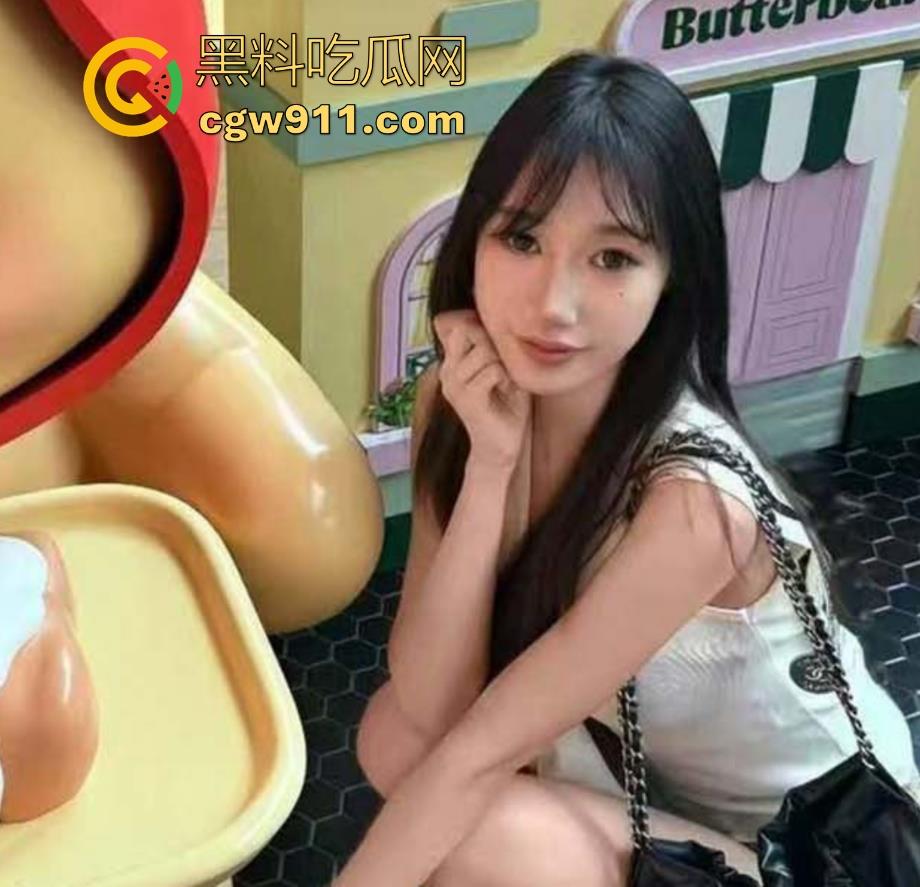 合肥大学大二学生【严慧莉】极品性感学姐被富二代轻松拿下，跪舔粗硬鸡巴，无套后入，淫话连篇！-1