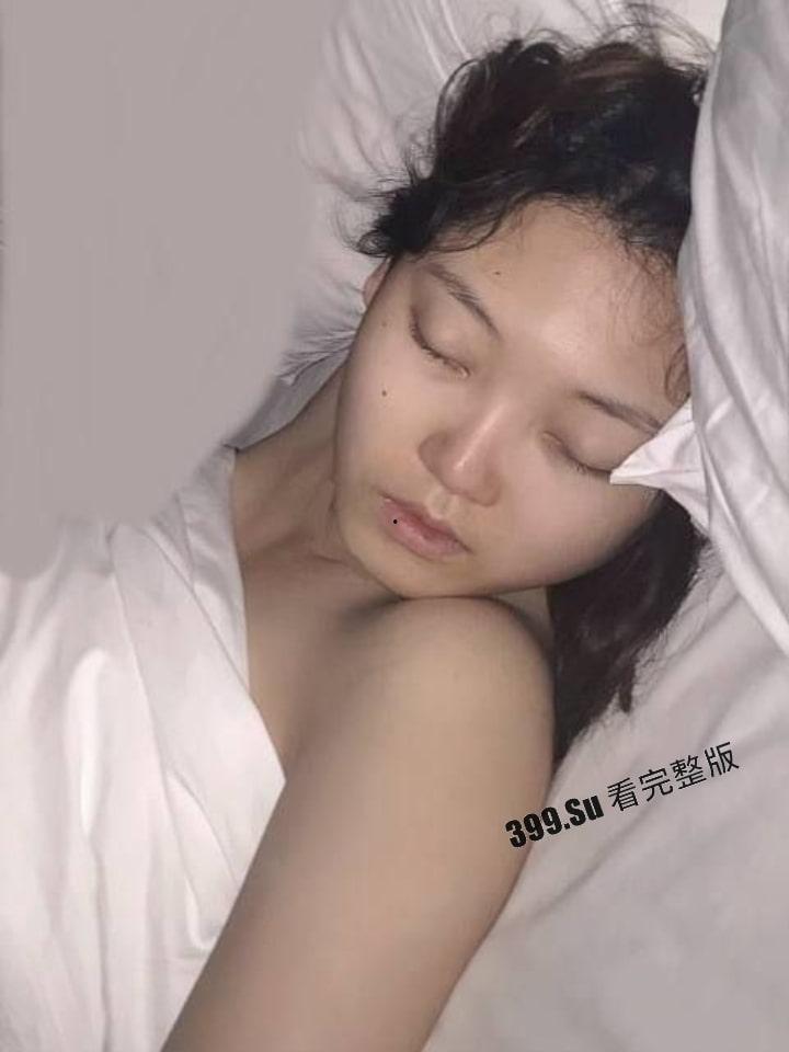 抖音 豆豆豆豆豆宝儿 微博 爱依豆宝 聚餐被灌醉带走 偷拍图流出 目前疯狂改抖音号中-11