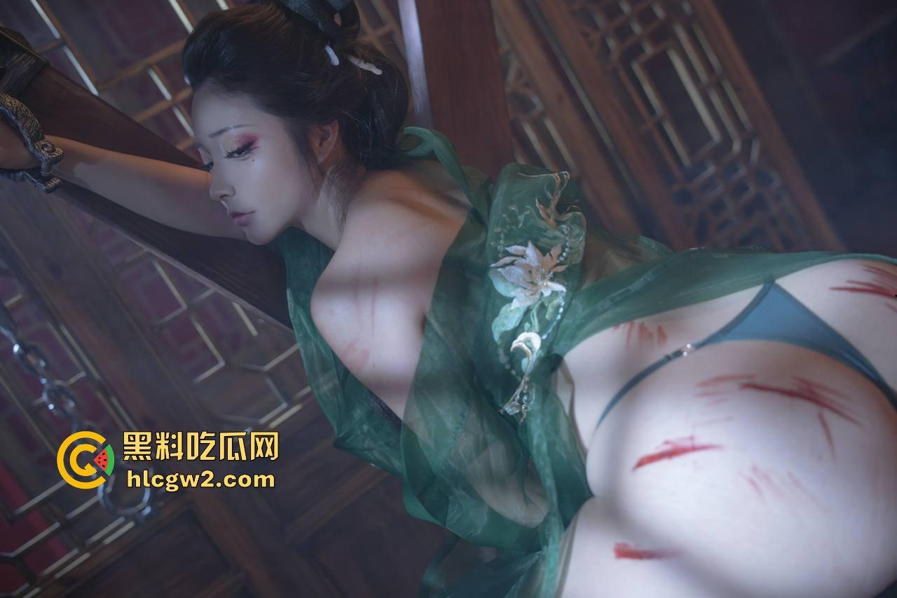 福利姬COS【柳如烟】写真流出！美乳丰臀全程诱惑，骚劲儿十足看得顶不住！-8