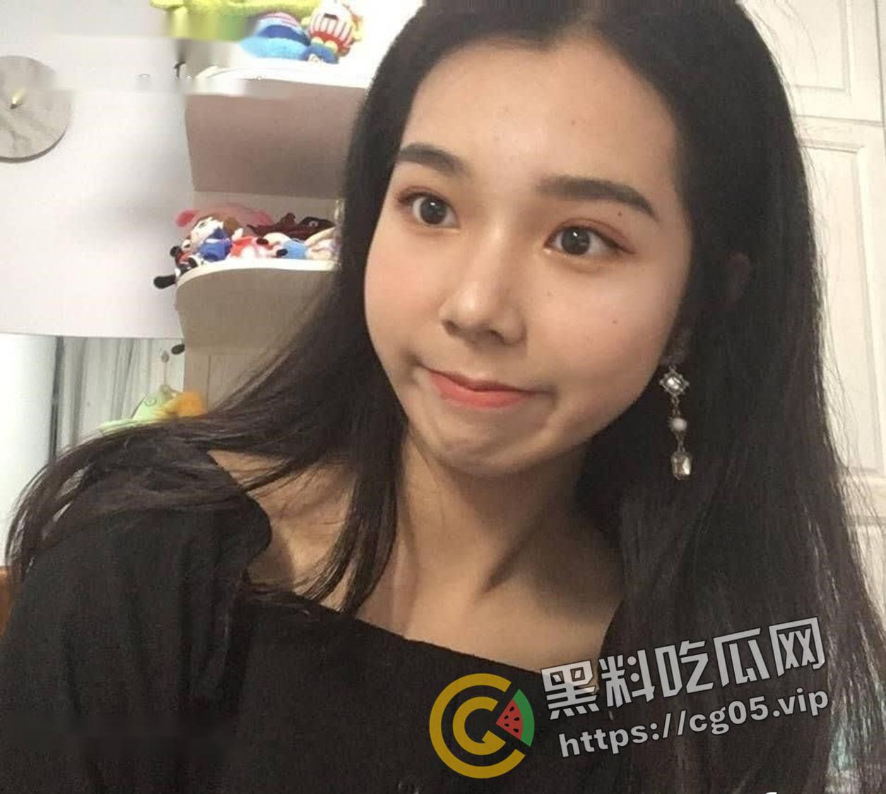 青岛大学甜美多毛妹子 颇有王祖贤味道 被捆绑调教 露出腋毛非常色情 边草边问是不是肉便器 叫声爽撸-1