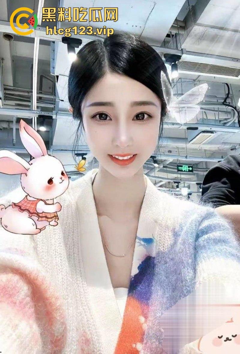 抖音百万粉丝模特博主【兰兰鹿鹿】被探花2700元约炮！高清完整版视频火辣曝光！-11