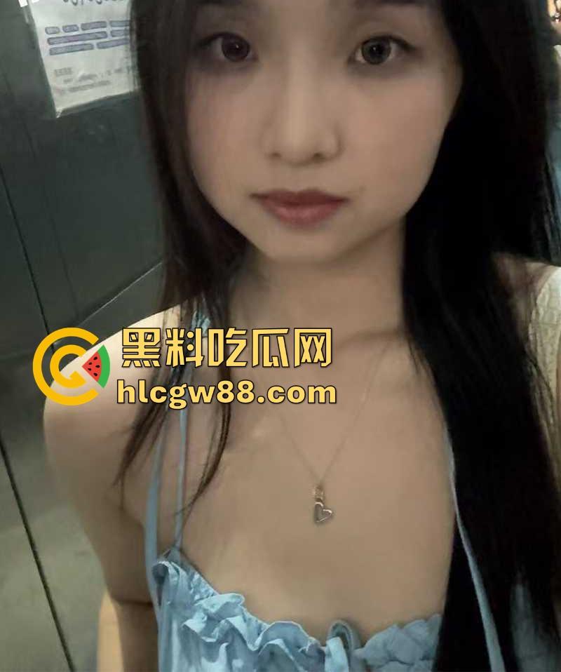 中国传媒大学【白洁】研究生情侣性爱视频曝光 各种舔屌卖骚 无套做爱中出 反差感爆棚！-2