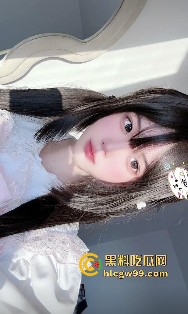 舔狗的梦炮友的床，抖音骚婊『绵绵小蛋糕』绿了兄弟，自己在床上被人操得高潮不断爽的翻白眼！独家曝光！-13