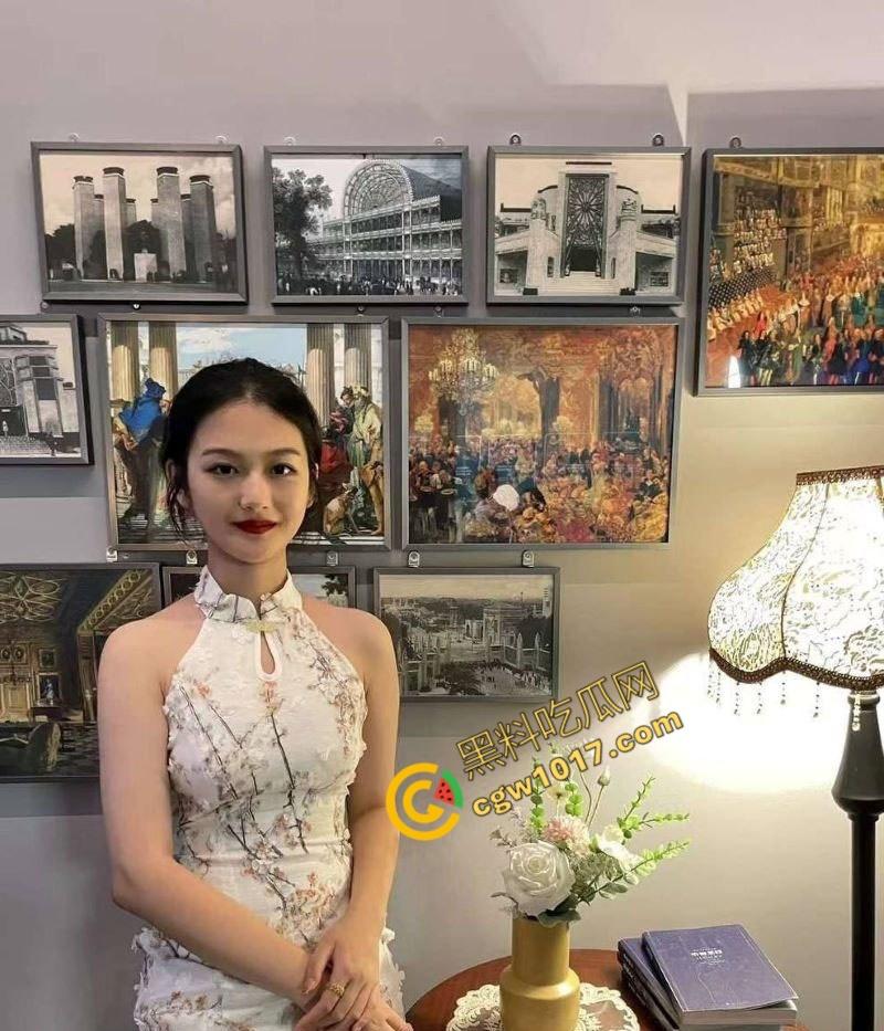 安徽阜阳师范大学眼镜妹【刘婷婷】被前男友曝光：口活深喉，吞精无限，狂野骑乘神情迷离，撼动人心！-3