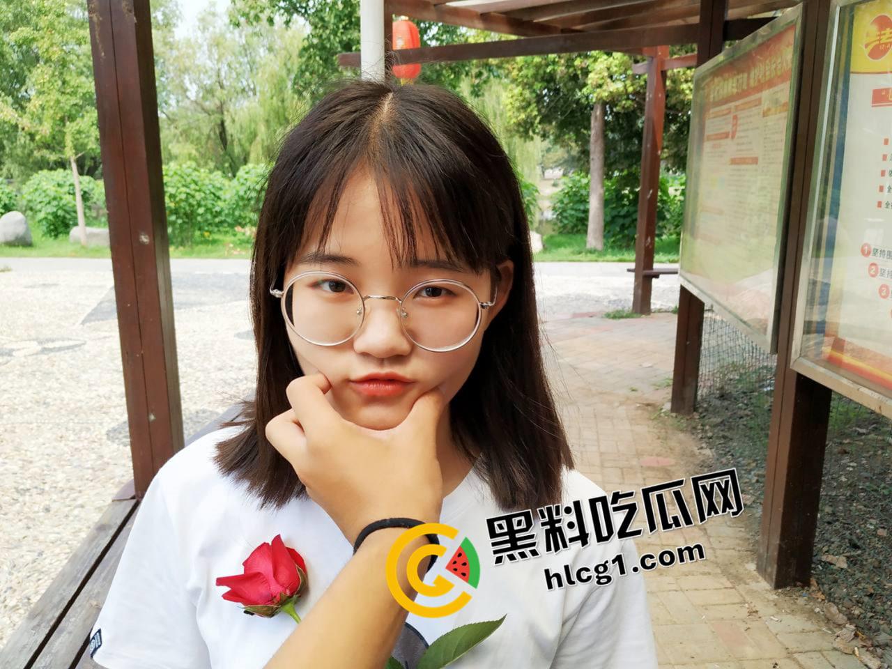 临沂大学乖巧学妹被学长PUA 粉嫩小穴初开苞 直呼太粗了有点疼-1